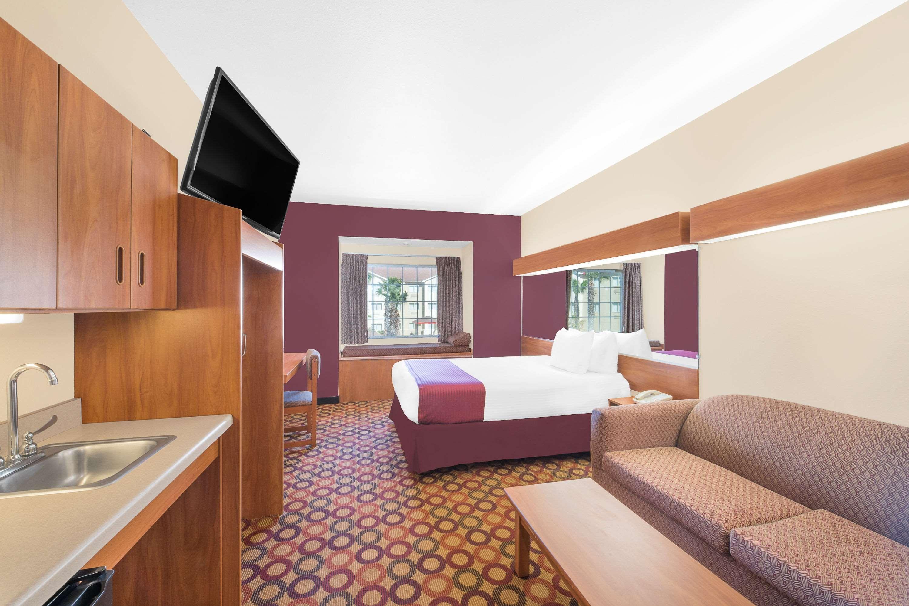 Microtel Inn & Suites By Wyndham Corpus Christi/Арансас-Пасс Екстер'єр фото